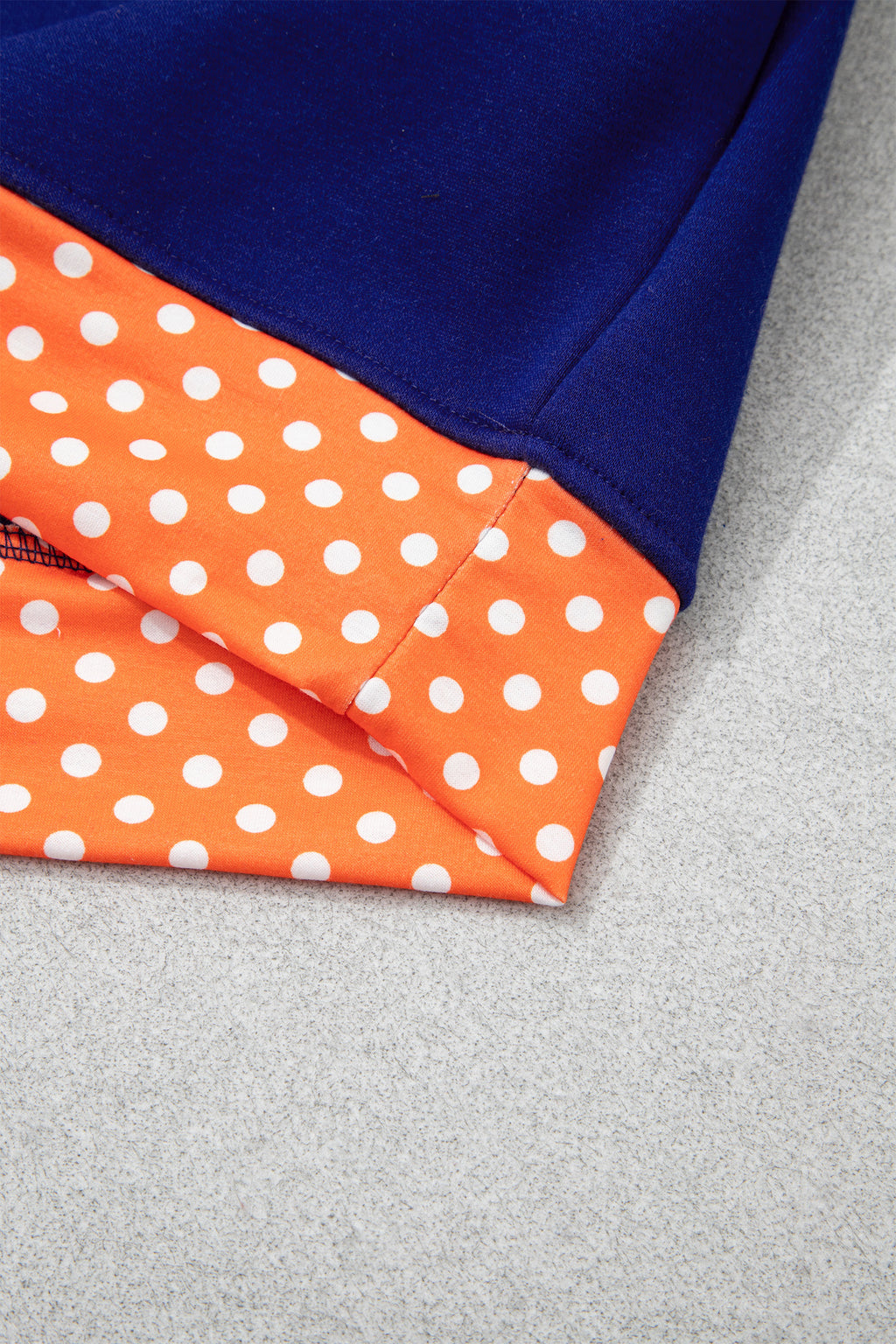 Grapefruit Orange Polka Dot Letter Print Contrast Trim Mock Neck Sweatshirt